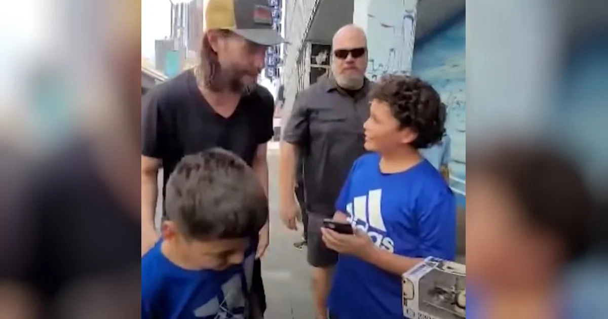 Keanu Reeves Simple Hollywood Superstar Keanu Reeves Makes a Boy’s Wish Come True by ...